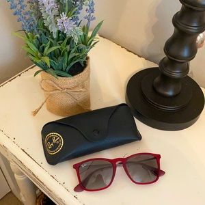 Ray•Ban sunglasses